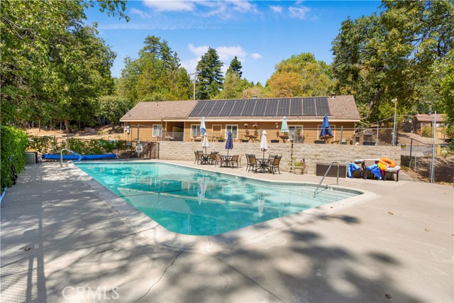 Detail Gallery Image 57 of 62 For 1 Sunny Slope, Running Springs,  CA 92382 - 4 Beds | 2 Baths