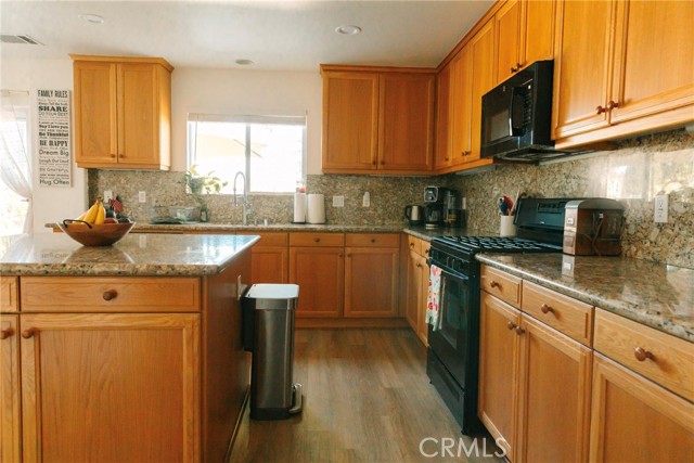 2304 Latigo Court, Paso Robles CA: https://media.crmls.org/medias/910e6da2-a627-4c83-9c98-5a95e697a26c.jpg