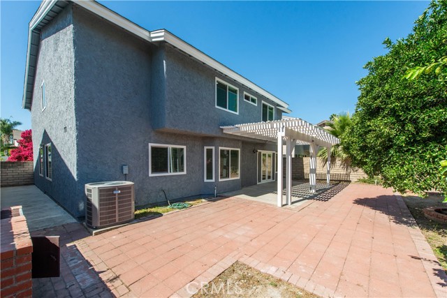 20227 Elkwood Street, Winnetka CA: https://media.crmls.org/medias/910f6835-cecb-4a84-93bf-ae4b16372124.jpg