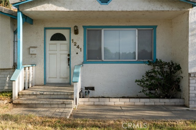 Detail Gallery Image 2 of 27 For 1241 G St, Livingston,  CA 95334 - 3 Beds | 2 Baths