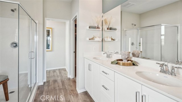 31367 Autumn Blaze Drive, Winchester CA: https://media.crmls.org/medias/9111f017-dae3-4cf9-8962-473c3d8d29a7.jpg