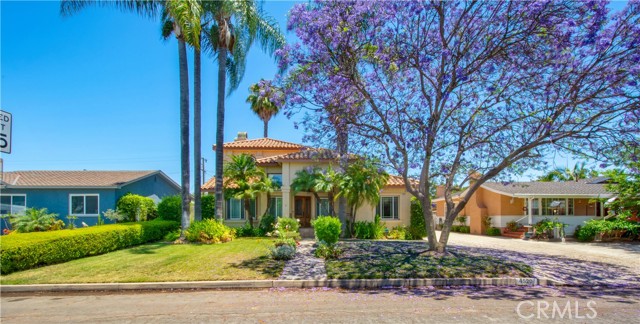 4520 Graywood Avenue, Long Beach CA: https://media.crmls.org/medias/91126534-5ee0-4f90-ac20-6517a2cca37a.jpg