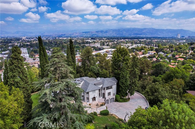 11400 Sunshine Terrace, Studio City, California 91604, 5 Bedrooms Bedrooms, ,6 BathroomsBathrooms,Single Family Residence,For Sale,Sunshine,OC24127445