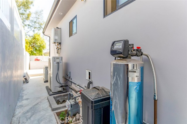 Detail Gallery Image 62 of 66 For 6224 Van Noord Ave, Van Nuys,  CA 91401 - 3 Beds | 3/1 Baths