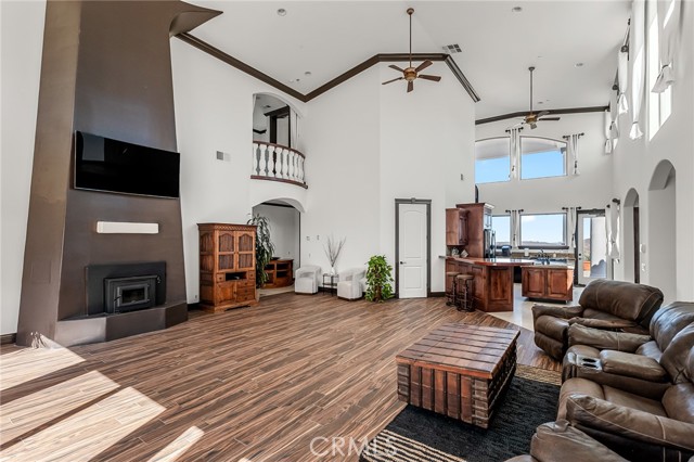 Detail Gallery Image 10 of 58 For 8022 Wesley, Joshua Tree,  CA 92252 - 5 Beds | 4/1 Baths