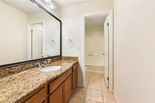 Detail Gallery Image 12 of 20 For 1345 Cabrillo Park Dr #N01,  Santa Ana,  CA 92701 - 2 Beds | 2 Baths