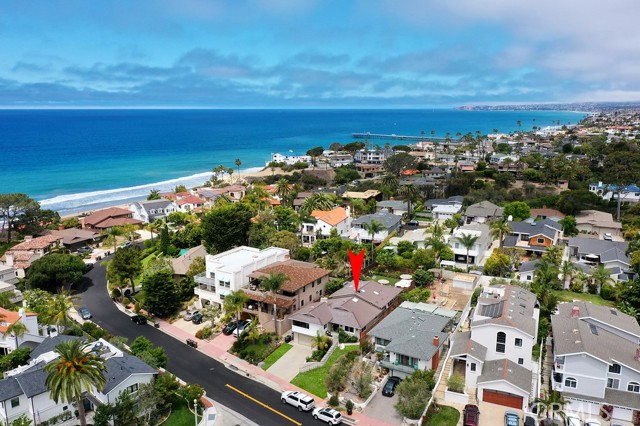 Front Image Thumbnail for CROC26046399