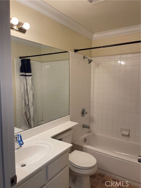 11395 Sherwood Drive, Garden Grove CA: https://media.crmls.org/medias/9113e8a8-0985-4a22-ab0c-36c4240504bd.jpg