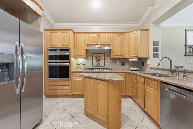 Detail Gallery Image 7 of 27 For 24164 Calle Artino, Murrieta,  CA 92562 - 3 Beds | 2 Baths