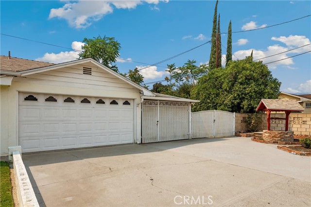 Detail Gallery Image 3 of 41 For 908 W 24th St, San Bernardino,  CA 92405 - 2 Beds | 2 Baths