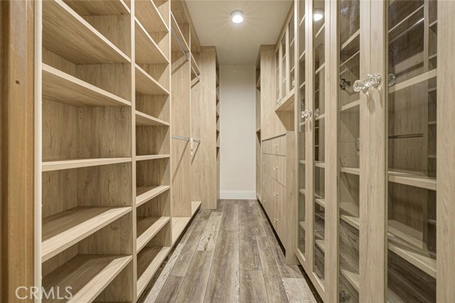 Detail Gallery Image 24 of 36 For 954 Rosemount, Glendale,  CA 91207 - 5 Beds | 3 Baths