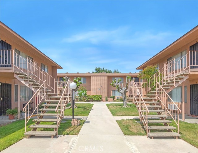 Detail Gallery Image 41 of 68 For 345 W 41st St, San Bernardino,  CA 92407 - – Beds | – Baths