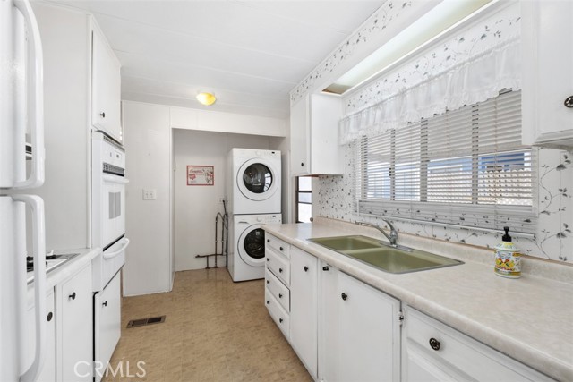 Detail Gallery Image 15 of 24 For 1750 Whittier Ave #27,  Costa Mesa,  CA 92627 - 2 Beds | 1 Baths