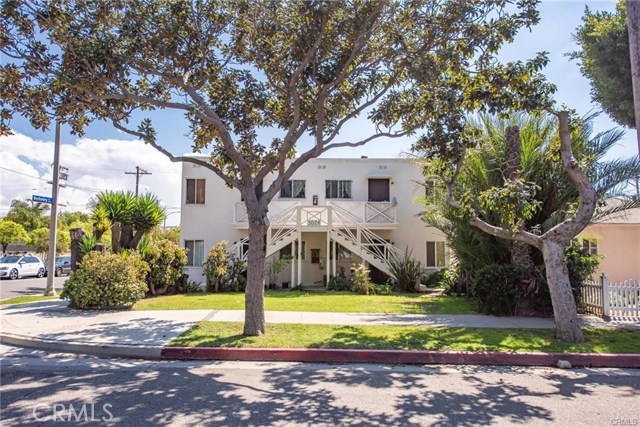 3028 Colorado Avenue Santa Monica, California This charming 4-unit two-story apartment sits in a prime area of Santa Monica. Unit mix is comprised of 1-2 bedroom / 1bathroom and 3 -1 bedroom / 1 bathroom with total 2,116 square feet living area on a 5,971 square feet lot. It features a corner lot with alley access. There are 5 on-site parking spots and beautiful landscaped front yard and backyard. Separate gas meters and electricity meters. Some windows were upgraded to double-pane windows. This rare opportunity is Ideal for an owner/user or investor. Conveniently located near schools, public transportation, shopping, and Santa Monica entertainment. Easy access to 10 and 405 freeways.
