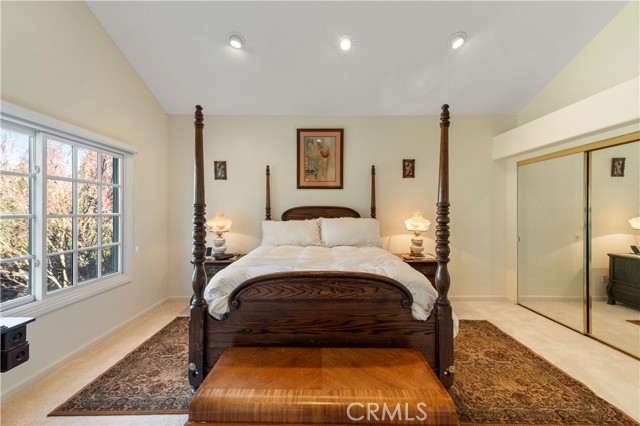 Detail Gallery Image 31 of 47 For 1811 Maiden Ln, Petaluma,  CA 94954 - 5 Beds | 3 Baths