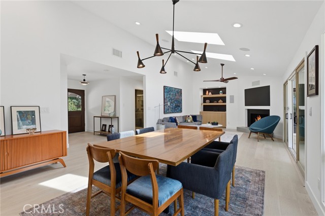 Image 14 of 55 For 5319 Penfield Avenue