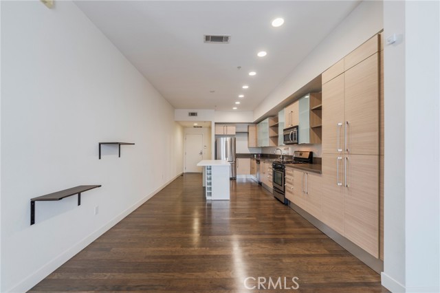 Detail Gallery Image 17 of 38 For 1234 Wilshire Bld #127,  Los Angeles,  CA 90017 - 1 Beds | 1 Baths