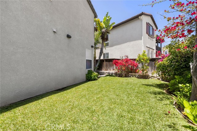68 Radiance Lane, Rancho Santa Margarita CA: https://media.crmls.org/medias/9116e787-5c89-4a1f-a4cc-c03c4e944c1d.jpg