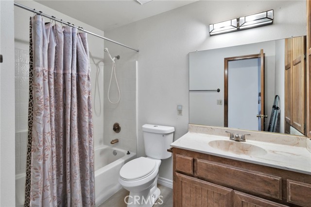 15457 Washoan, Apple Valley CA: https://media.crmls.org/medias/91183a00-a333-4559-8425-0c2df9890102.jpg