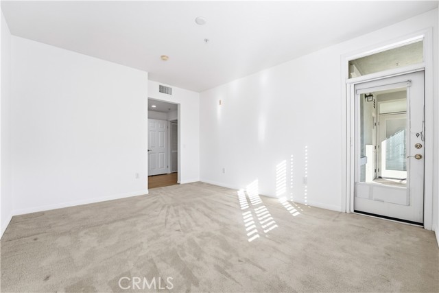 2605 Sepulveda Boulevard, Torrance CA: https://media.crmls.org/medias/9118bf3a-e333-40cc-925c-a8c93b142c85.jpg