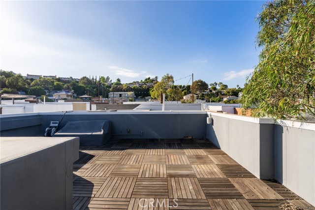 Detail Gallery Image 23 of 25 For 2201 Tom Mix, Silver Lake Los Angeles,  CA 90026 - 2 Beds | 2/1 Baths