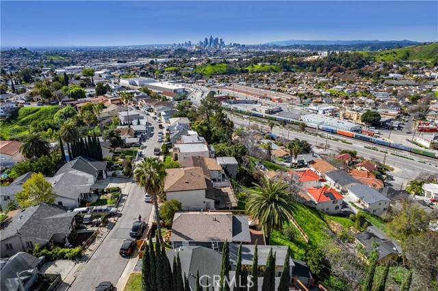 Detail Gallery Image 38 of 39 For 5023 O Sullivan Dr, Los Angeles,  CA 90032 - 2 Beds | 1 Baths