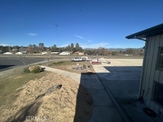 Image 21 of 28 For 20820 Elderberry Way