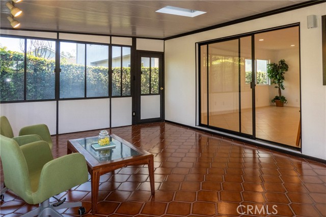 18410 Alexander Ave, Cerritos CA: https://media.crmls.org/medias/911a9aec-8f9a-4444-832b-04bc438aa29f.jpg
