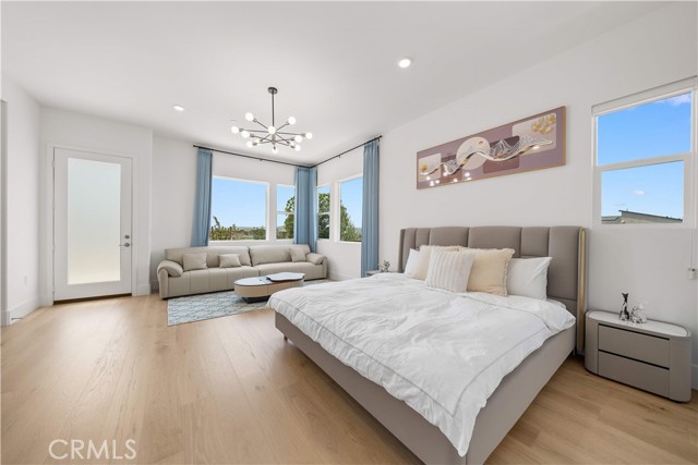 270 Sora, Irvine CA: https://media.crmls.org/medias/911ab443-dc05-4b8f-9190-7eec8cf64d2e.jpg