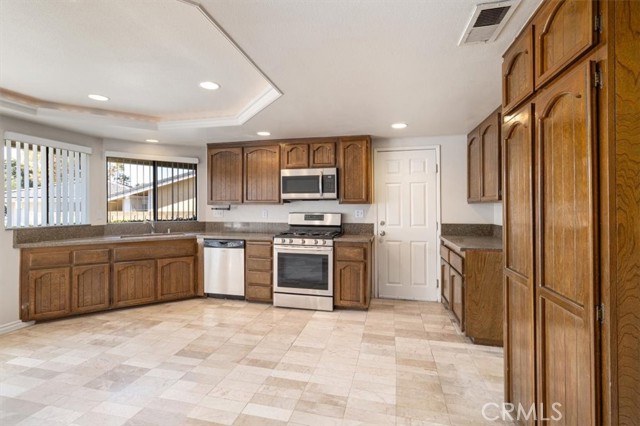 Detail Gallery Image 15 of 53 For 18951 Jane Cir, North Tustin,  CA 92705 - 3 Beds | 2 Baths
