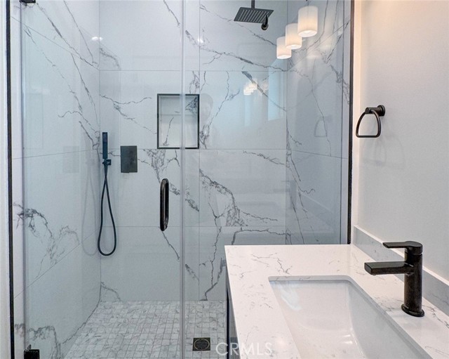 7864 Clearfield Avenue, Panorama City CA: https://media.crmls.org/medias/911b4efe-2edc-4618-9a2d-04e5b666dea3.jpg