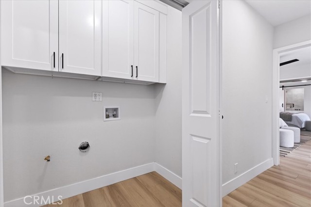 Detail Gallery Image 22 of 34 For 2622 S Bentley Ave, Los Angeles,  CA 90064 - 3 Beds | 2 Baths