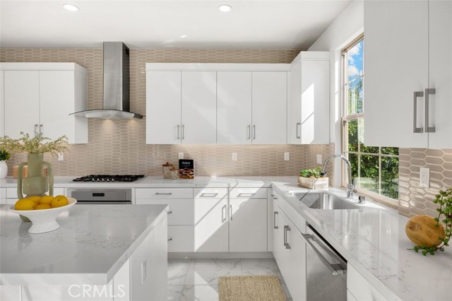 100 Soaring Eagle, Irvine CA: https://media.crmls.org/medias/911b5fae-34a8-4983-8a4b-7bcc94dd2609.jpg