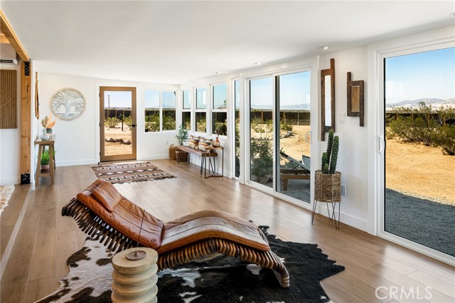 70315 Indian Trail, 29 Palms CA: https://media.crmls.org/medias/911b6746-5f80-4ac5-8da9-f4cd08f0e1d5.jpg