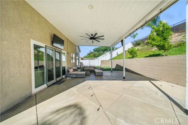 33175 Camino Maraca, Temecula CA: https://media.crmls.org/medias/911c7814-17e8-471e-9437-af21b684ed08.jpg