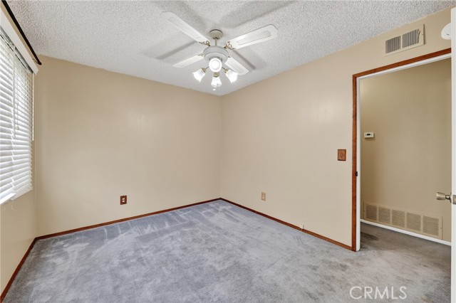 Image 22 of 53 For 13220 Fonseca Ave