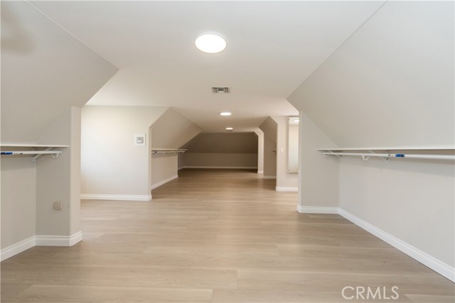 2836 N Kingsgate Drive, Orange CA: https://media.crmls.org/medias/911cd7f2-a2a4-4c2b-bb9b-68cfe3078570.jpg
