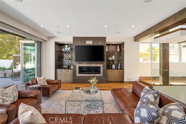 1626 1st Street, Manhattan Beach, California 90266, 5 Bedrooms Bedrooms, 0 ,6 BathroomsBathrooms,Residential,For Sale,1st,0,SB26133853