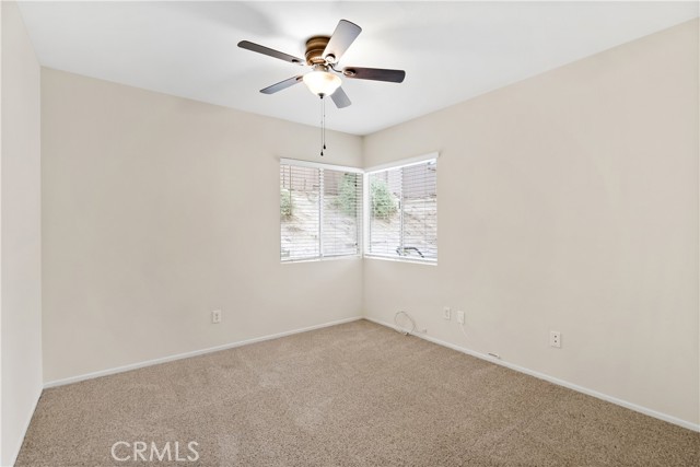 Detail Gallery Image 15 of 29 For 41855 Borealis Dr, Temecula,  CA 92592 - 4 Beds | 2/1 Baths