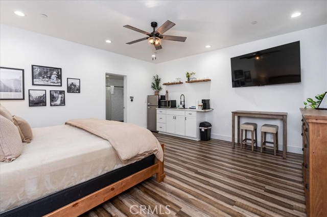 Image 8 of 27 For 49271 Golden Oak
