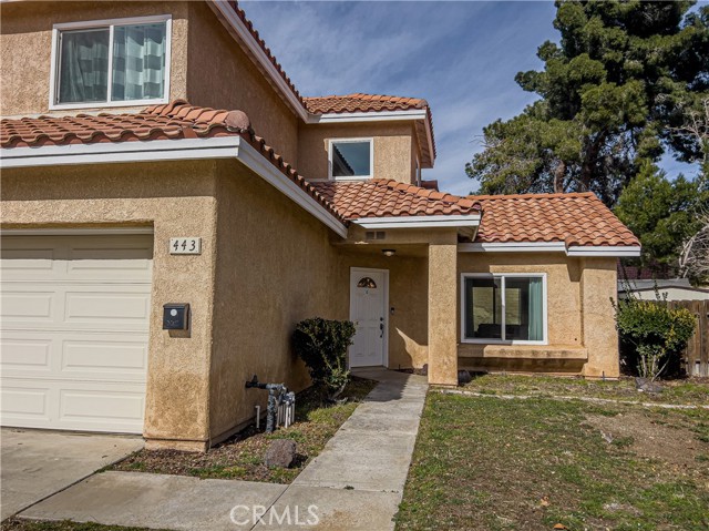 Detail Gallery Image 3 of 26 For 443 Sunrise, Palmdale,  CA 93551 - 4 Beds | 2/1 Baths