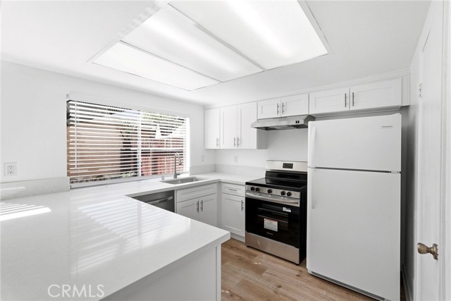 Detail Gallery Image 33 of 62 For 20120 Runnymede St #17,  Winnetka,  CA 91306 - 3 Beds | 2/1 Baths