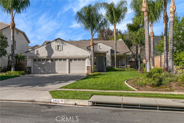 Image 2 for 1806 Willowbluff Dr, Corona, CA 92883