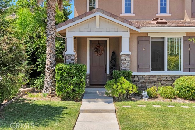 Detail Gallery Image 3 of 54 For 19639 Ellis Henry Ct, Newhall,  CA 91321 - 4 Beds | 3 Baths