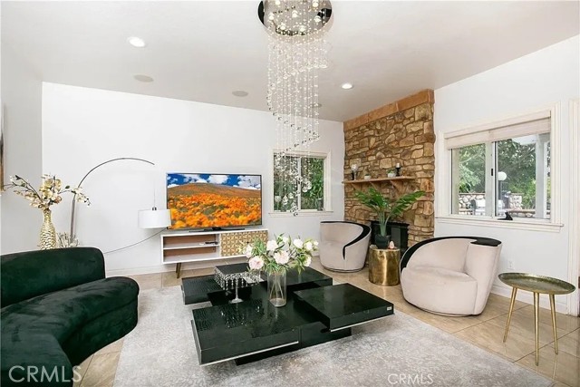 287 Goldenwood Circle, Simi Valley CA: https://media.crmls.org/medias/9120097f-61ba-496b-b0a5-fe8d7da1dc4b.jpg