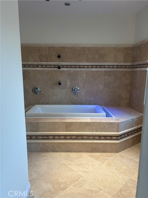 Detail Gallery Image 33 of 40 For 1477 Floral Park, Corona,  CA 92881 - 4 Beds | 3 Baths