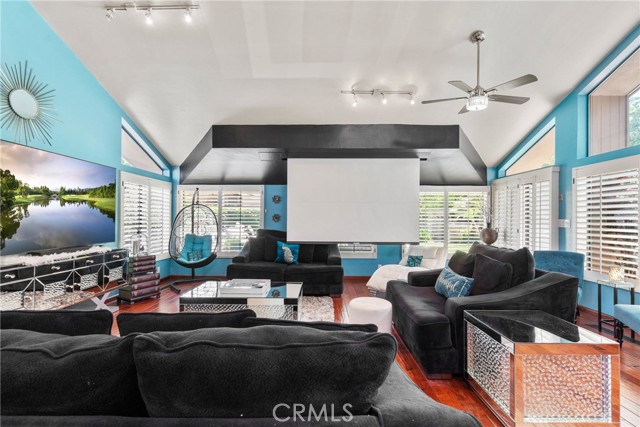 Detail Gallery Image 15 of 60 For 7805 Buena Tierra Ct, Bakersfield,  CA 93309 - 4 Beds | 4 Baths