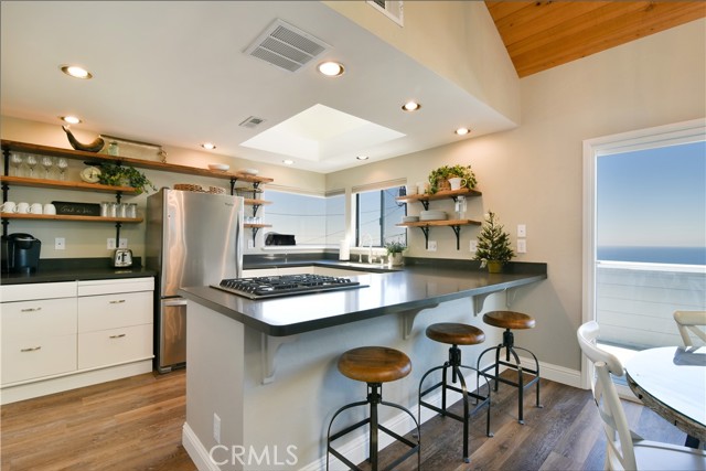 Detail Gallery Image 10 of 29 For 2640 Maple, Morro Bay,  CA 93442 - 3 Beds | 2/1 Baths