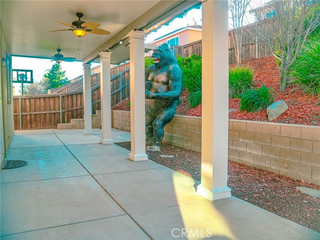 Detail Gallery Image 12 of 12 For 18052 Passionflower, San Bernardino,  CA 92407 - 4 Beds | 3 Baths