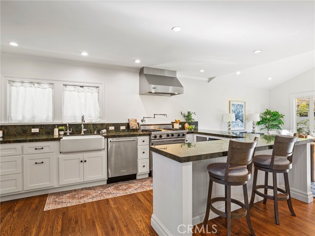 Detail Gallery Image 11 of 62 For 10404 Margate St, North Hollywood,  CA 91601 - 3 Beds | 2 Baths